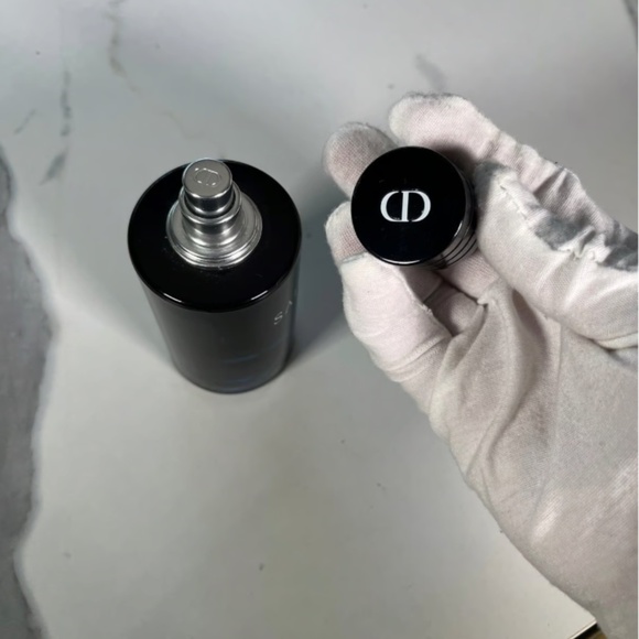 Dior sauvage 100 m l - Picture 2 of 4